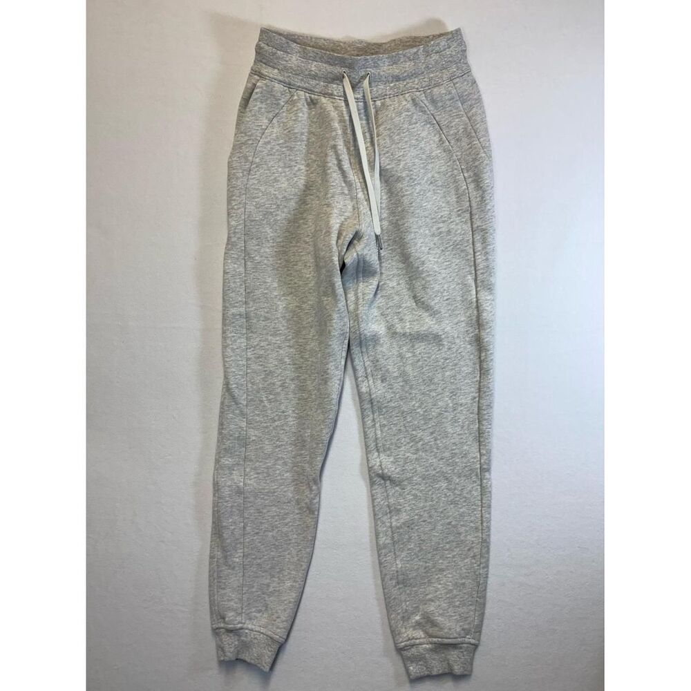 LULULEMON Women's Scuba High-Rise Jogger in Ultra Light Grey